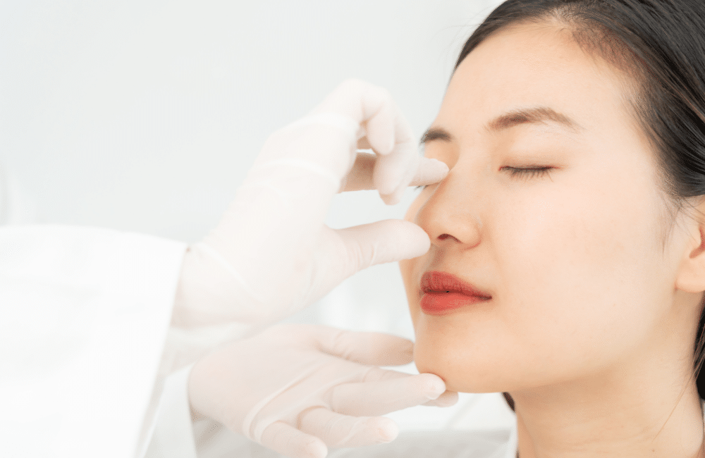 เสริมใหม่ vs แก้จมูก ราคาต่างกันไหม