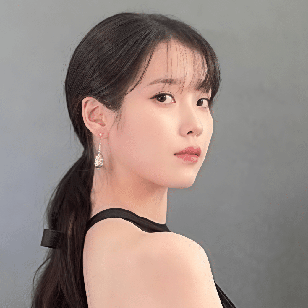 IU (Lee Ji Eun)
